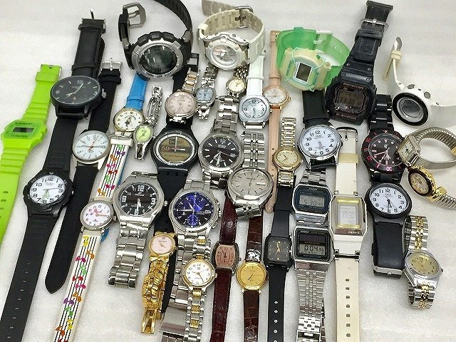 な*屋様 時計まとめ売り【6本 ジャンク】 定番，正規品 #1098 時計 大量 40点以上 まとめ売り 稼働品 ジャンク品