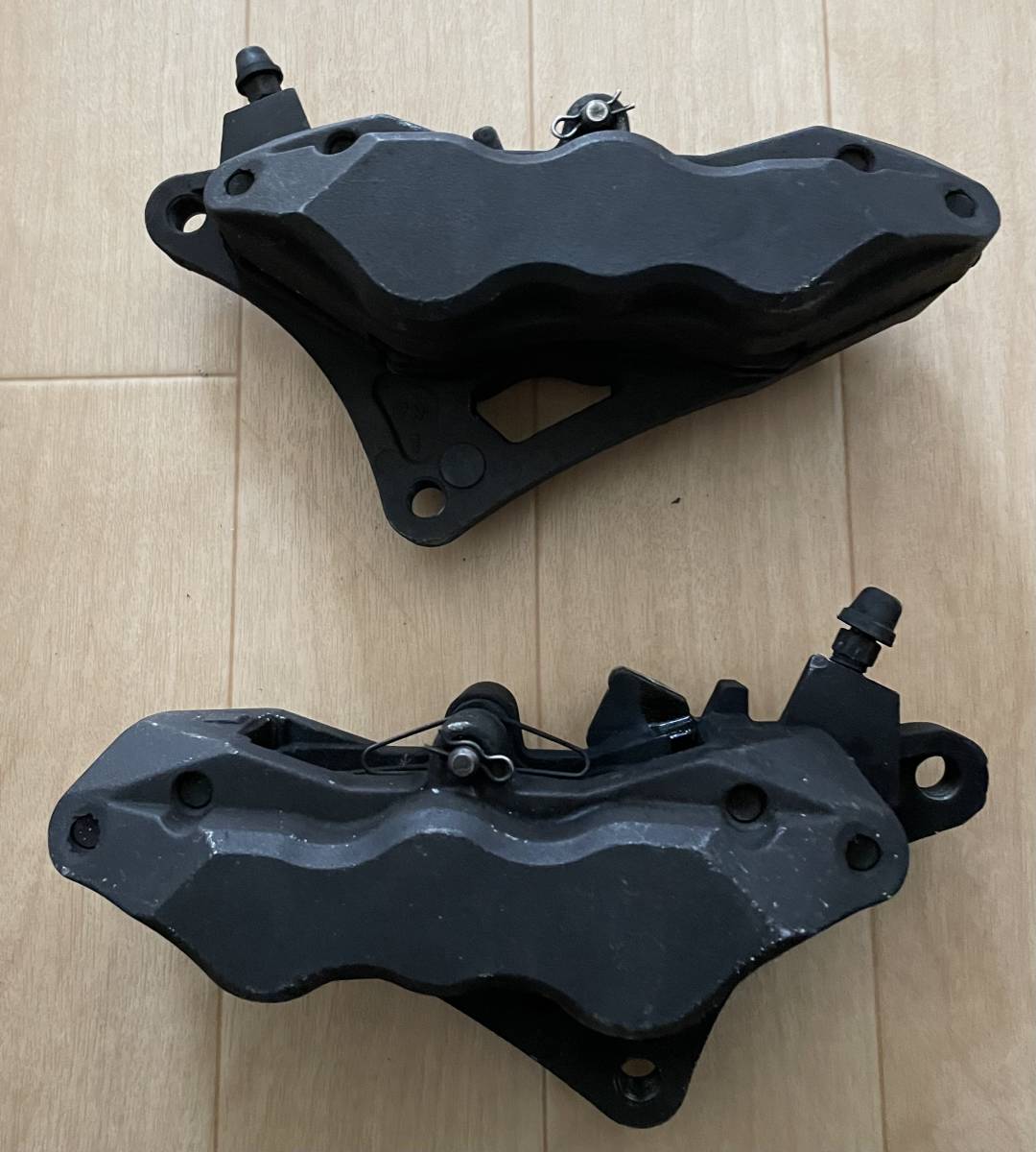 ZX-12R 純正ニッシンフロントキャリパー ピッチ90㎜ パッド付き