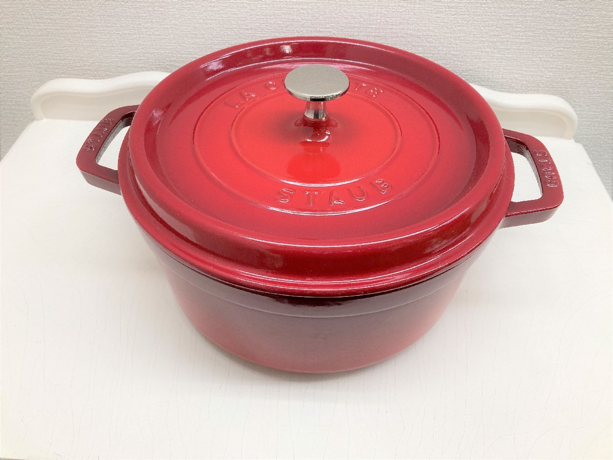 ▲二宮店▲【中古品】12-52 STAUB LA COCOTTE ストウブ ラ・ココット オーバル鍋 24㎝ 両手鍋 レッド