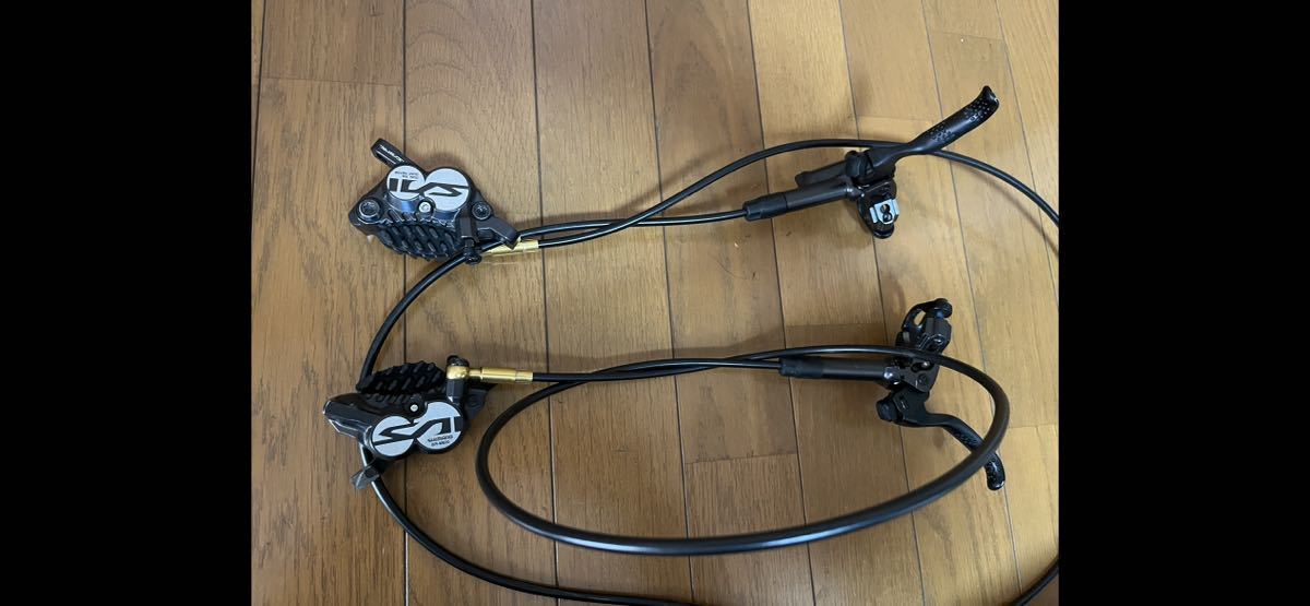 シマノ SAINT セイント BR-M820 ディスクブレーキレバーキャリパー前後セット H03C フィン付メタルパット付き