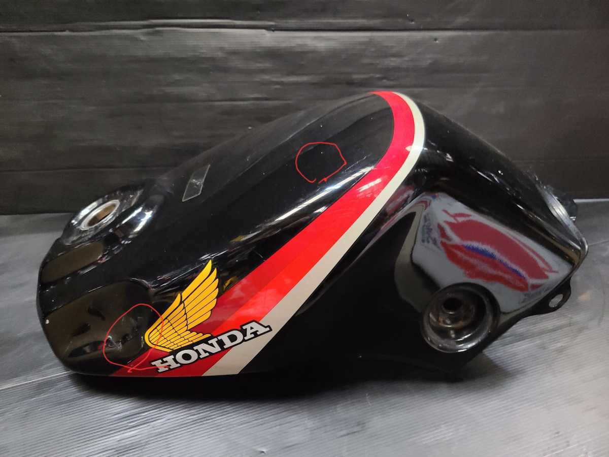 当時物ホンダCBX400F 超希少　テールカウル　ホンダオリジナル　赤白 当時物ホンダCBX400F 超希少 テールカウル ホンダオリジナル 赤白