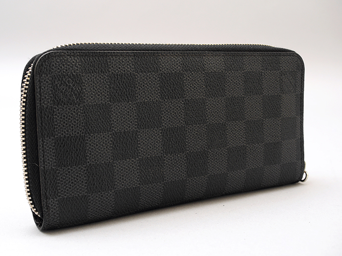 【美品】ルイヴィトン ダミエグラフィット ユーティリティ メッセンジャー LOUIS VUITTON ダミエグラフィット ユーティリティメッセンジャー