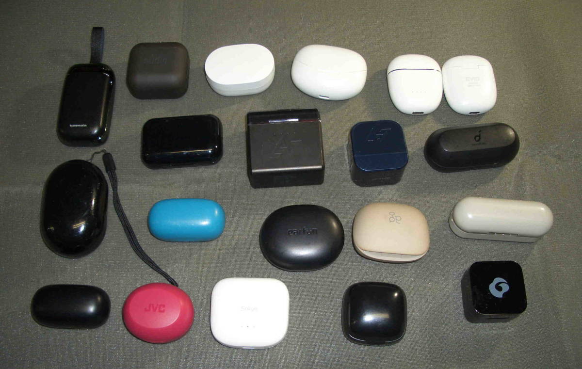 ワイヤレスイヤホン　充電ケース　まとめて　動作未確認　ジャンク