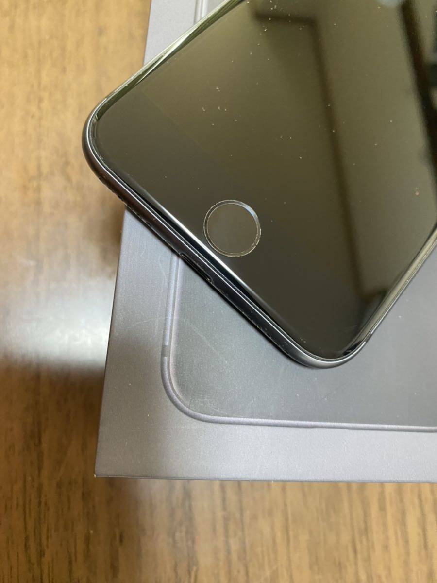 SIMフリー iPhone8 64GB スペースグレイ美品 SIMフリー スペースグレイ 64GB 本体 美品☆iPhone8 (MQ782J&frasl;A)