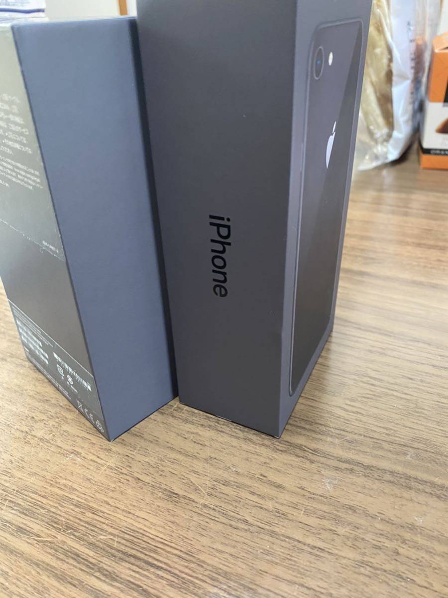 SIMフリー iPhone8 64GB スペースグレイ美品 SIMフリー スペースグレイ 64GB 本体 美品☆iPhone8 (MQ782J&frasl;A)
