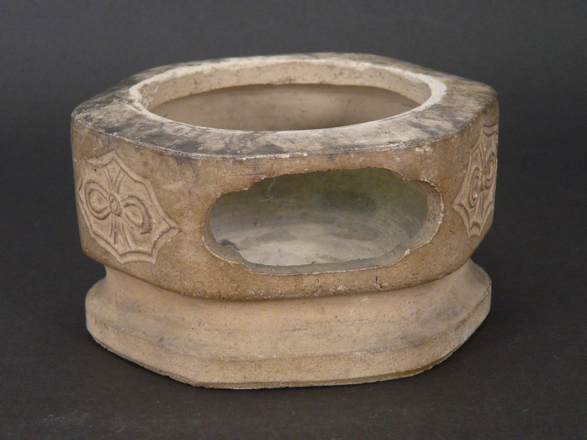預３、時代品名作 唐物古玩 “〇古？”在印 白泥双耳鳥獣文 煎茶涼炉 箱有◎中國 宜興 中国美術 孟臣 ボーフラ 清明時代 木米寶山道八竹泉 古伊万里 染付 置物
