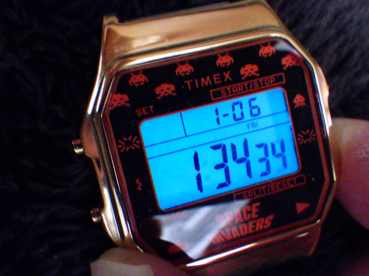 TIMEX タイメックス 訳あり スペースインベーダー腕時計 TW2V30100　#061