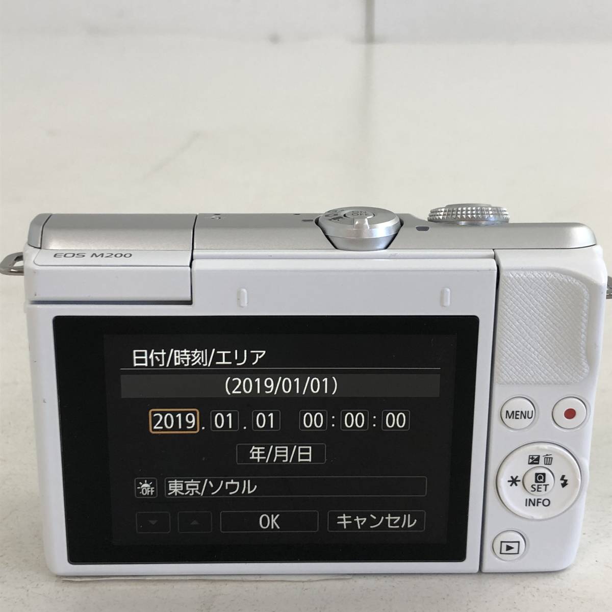 EOS M200 Canon キヤノン ミラーレス一眼カメラ ミラーレスカメラ 