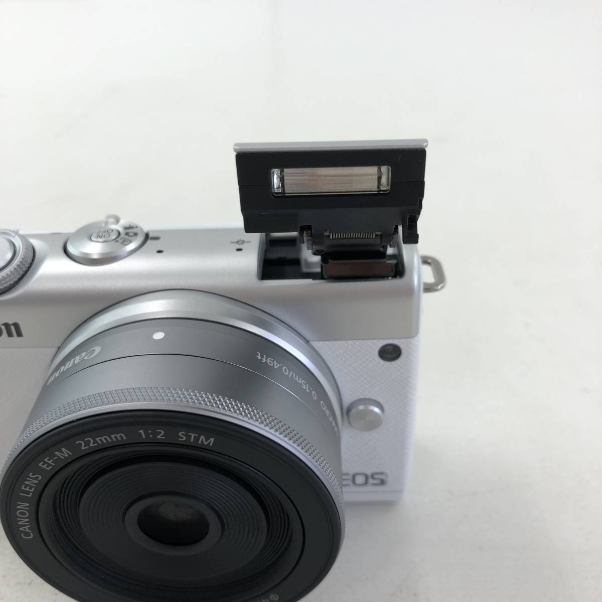 EOS M200 Canon キヤノン ミラーレス一眼カメラ ミラーレスカメラ 