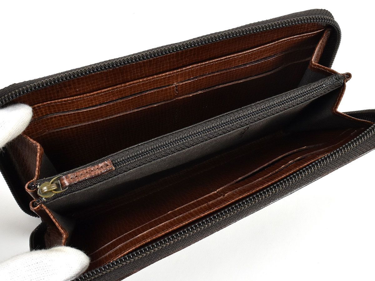 139634□美品 FENDI フェンディ ズッカ ラウンドファスナー長財布