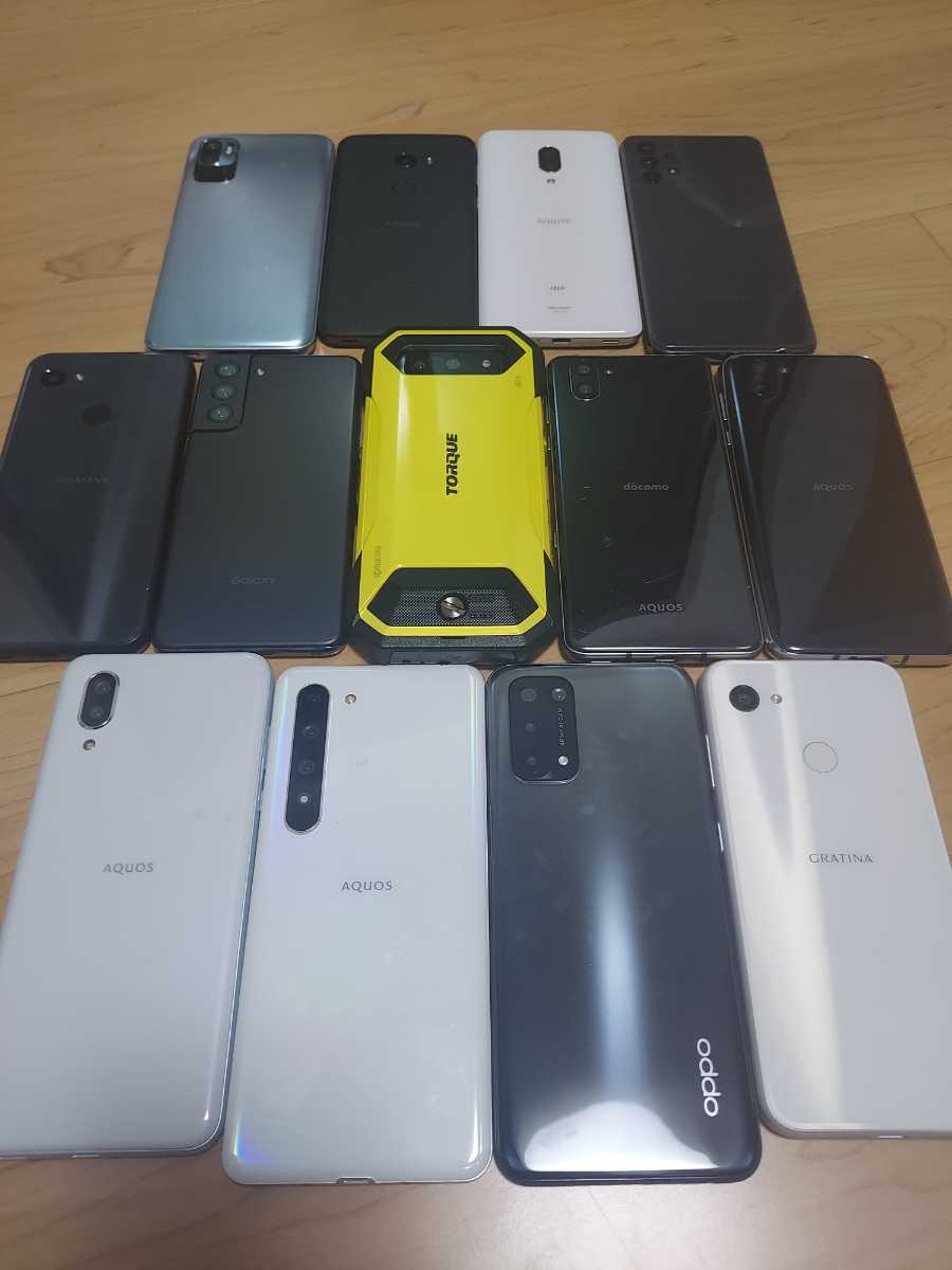 スマートフォン・携帯電話 ドコモ 携帯 モックアップ 24台 まとめて