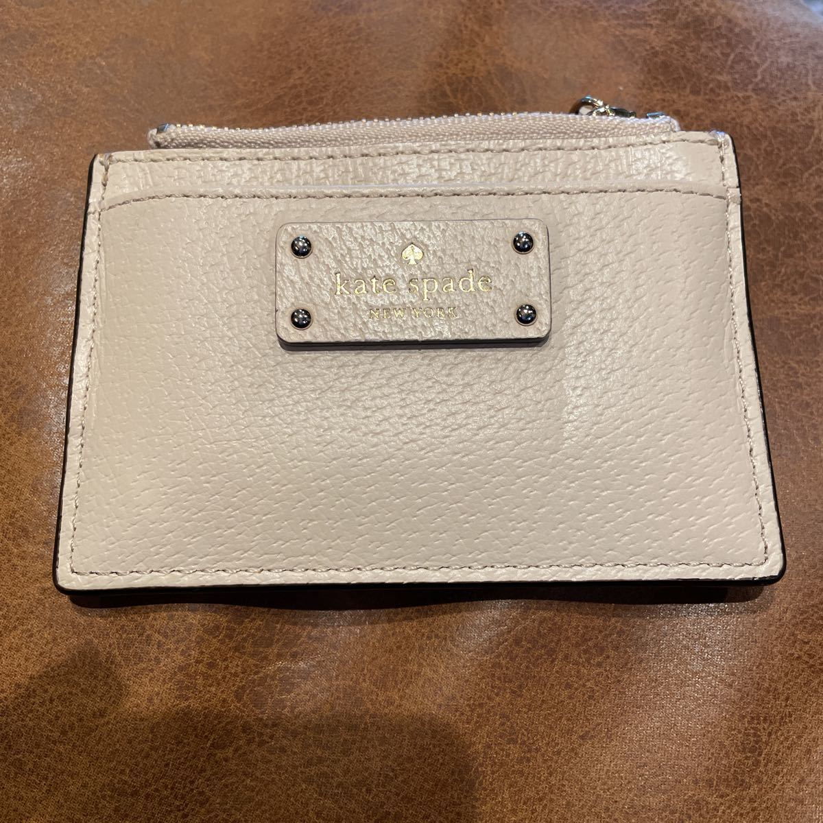 New☆ケイトスペード 小銭入れ パスケース 定期入れ kate spade コインケース カードケース ☆新品未使用☆
