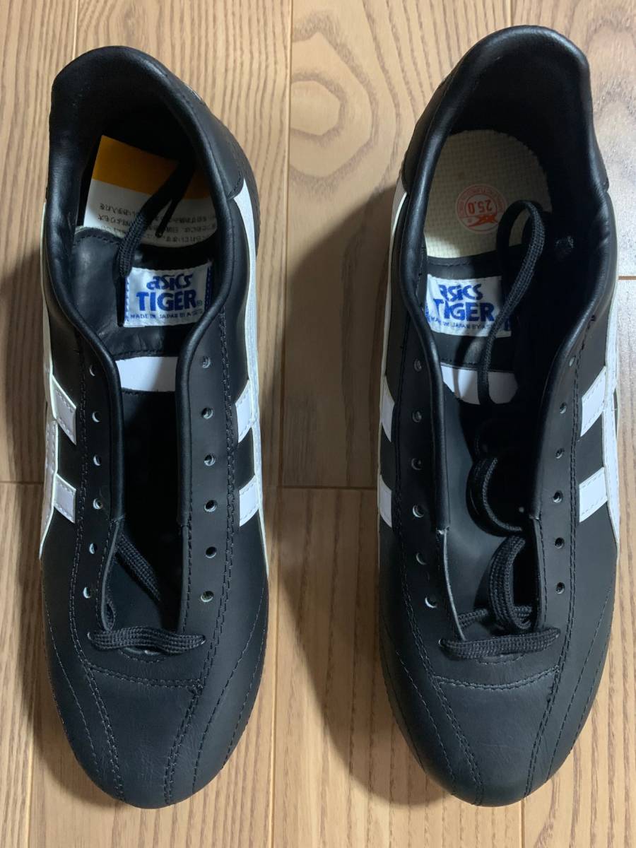 新品未使用ASICSインジェクター2002限定カラー復刻版