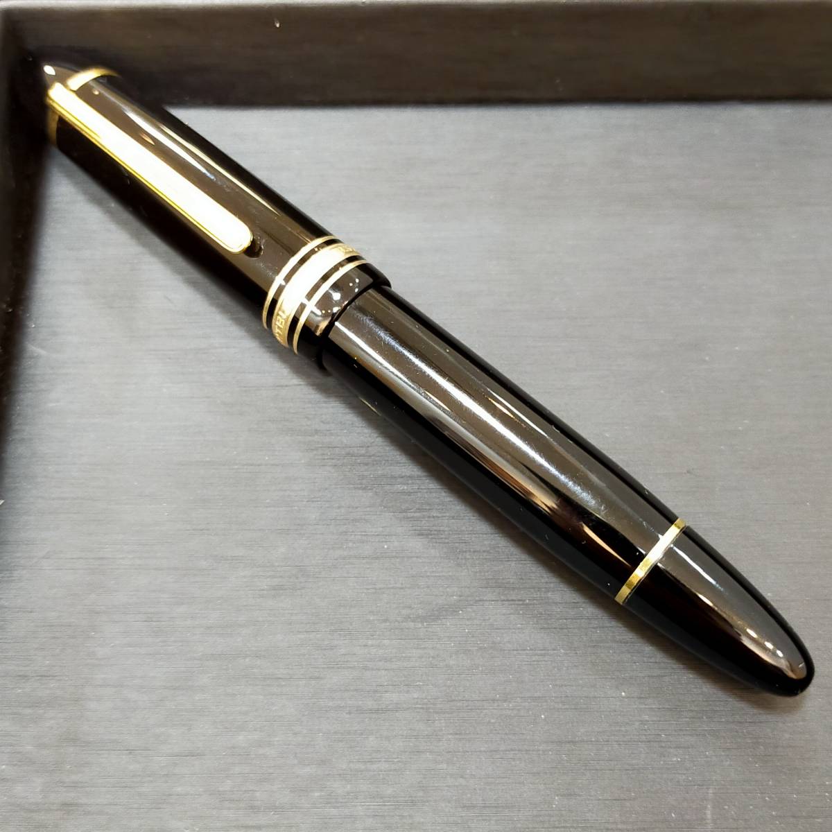 MONTBLANC ヴィンテージ 万年筆 ゴールド 4810 14金 【公式
