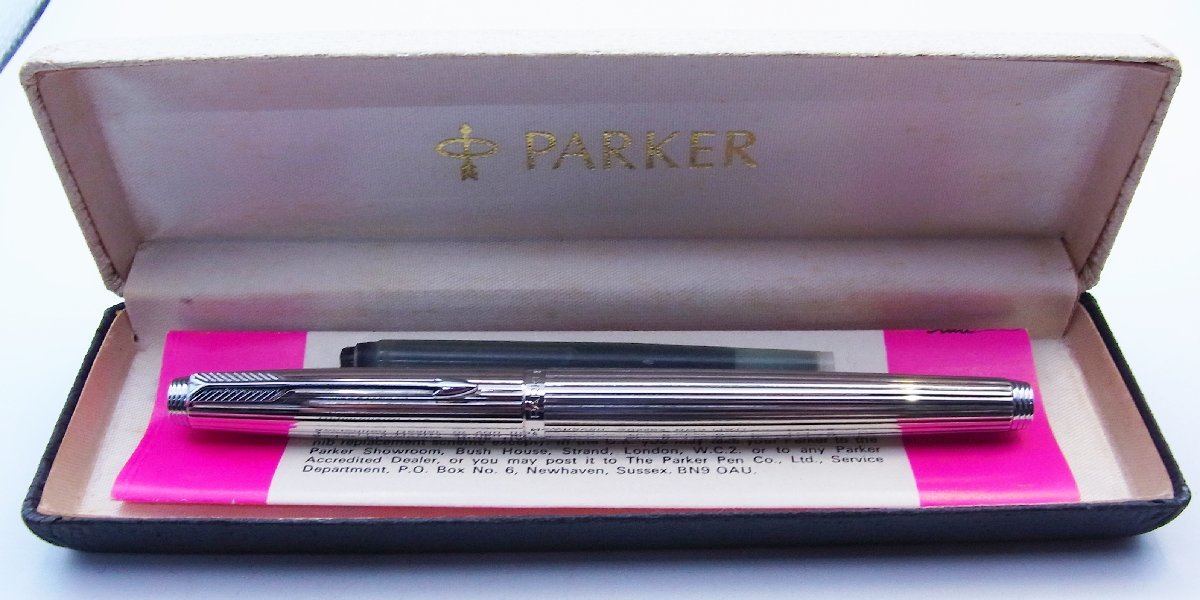 柴*a様 PARKER パーカー 万年筆 585 シルバー PARKER パーカー☆万年筆 ペン先：585 14K シルバー色☆筆記確認済☆美