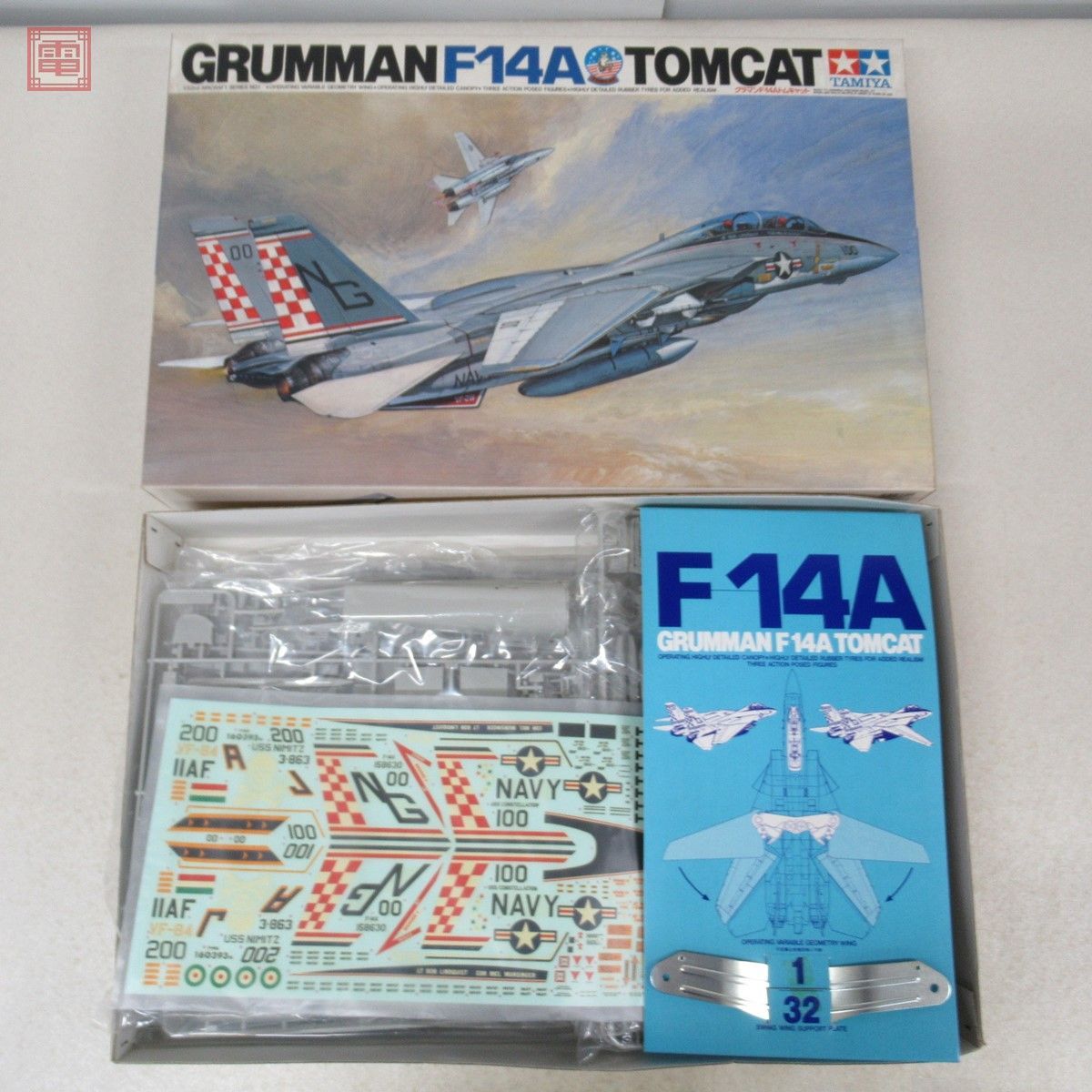 未組立 タミヤ 1/32 グラマン F-14A トムキャット ITEM 60301 TAMIYA