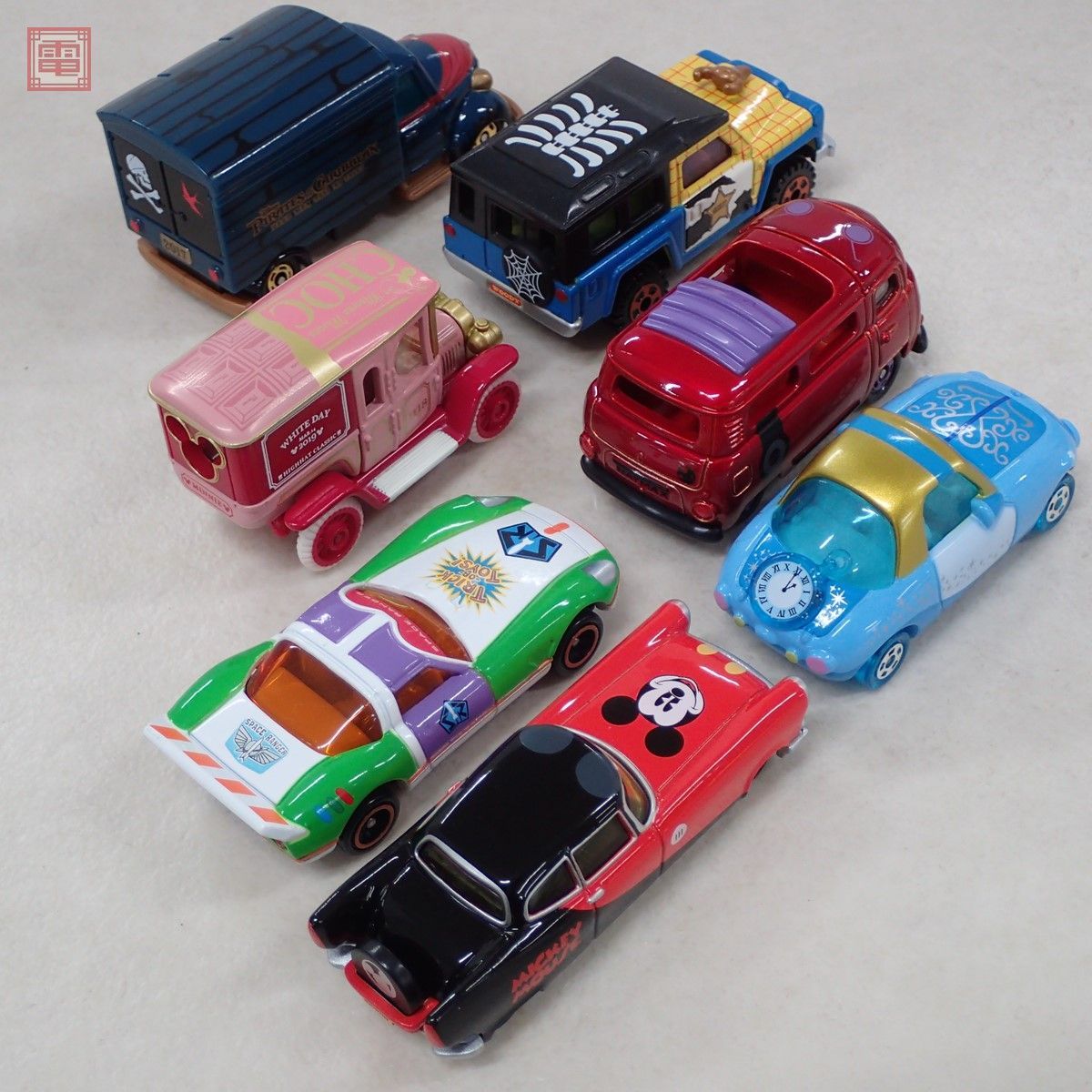 トミカ ディズニーモータース 特別仕様車 ドリームセイラー ミッキーマウス/ラグーンワゴン クリスタルシーズン 等 計23台set TOMICA【10