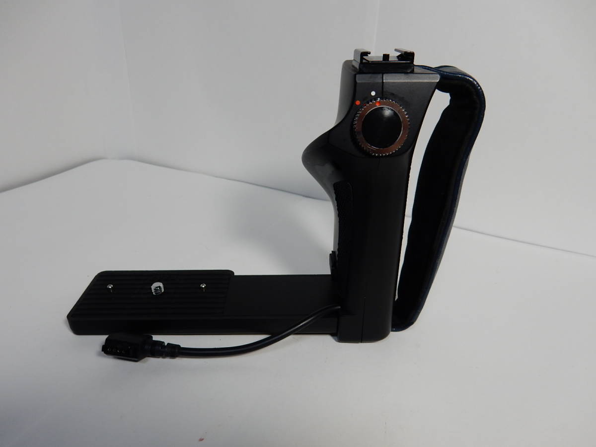 Mamiya RZ67用 L型 電磁式 グリップ 実用 動作品 マミヤ RZ67 L型グリップ 電磁レリーズ L型 マミヤ RZ67 blackbird