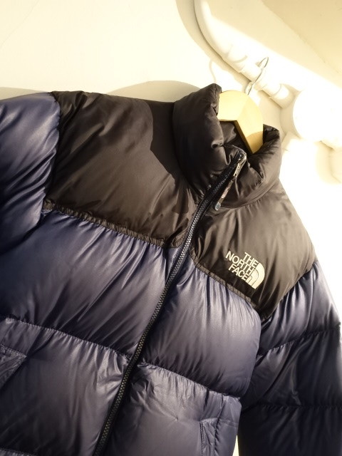 THE NORTH FACE ブラックダウンジャケット Ｓサイズ　韓国 THE NORTH FACE ダウンジャケット 黒 ブラック 韓国ノース Sサイズ ザ