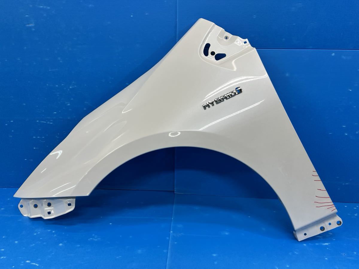 50117 プリウス ZVW50 純正 フェンダー 左 070 トヨタ プリウス ZVW50