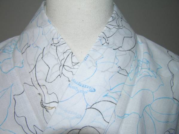 どんぶらこ★浴衣★爽やかなアクアブルーに薔薇尽くし/未使用