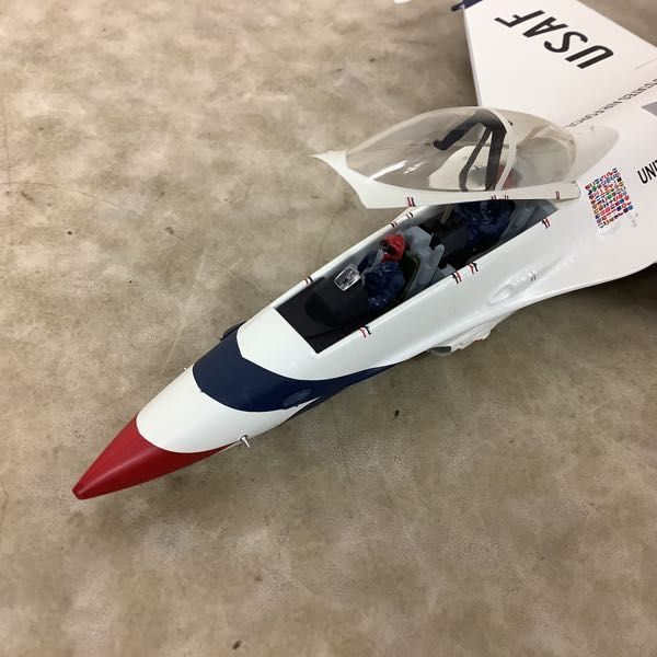 航空機・ヘリコプター Gemini Aces 1/72 F-16 Thunderbirds 航空機・ヘリコプター Gemini Aces 1/72 F-16 Thunderbirds 航空機
