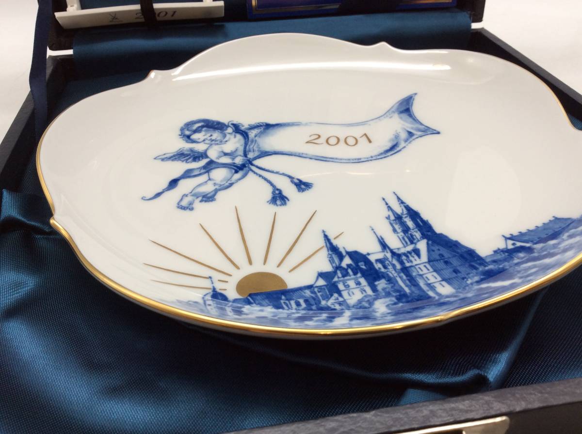 9779 マイセン イヤープレート 2001年 天使 飾り皿 食器 ホワイト