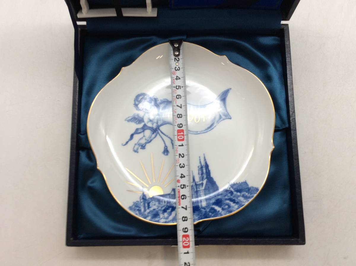 9779 マイセン イヤープレート 2001年 天使 飾り皿 食器 ホワイト
