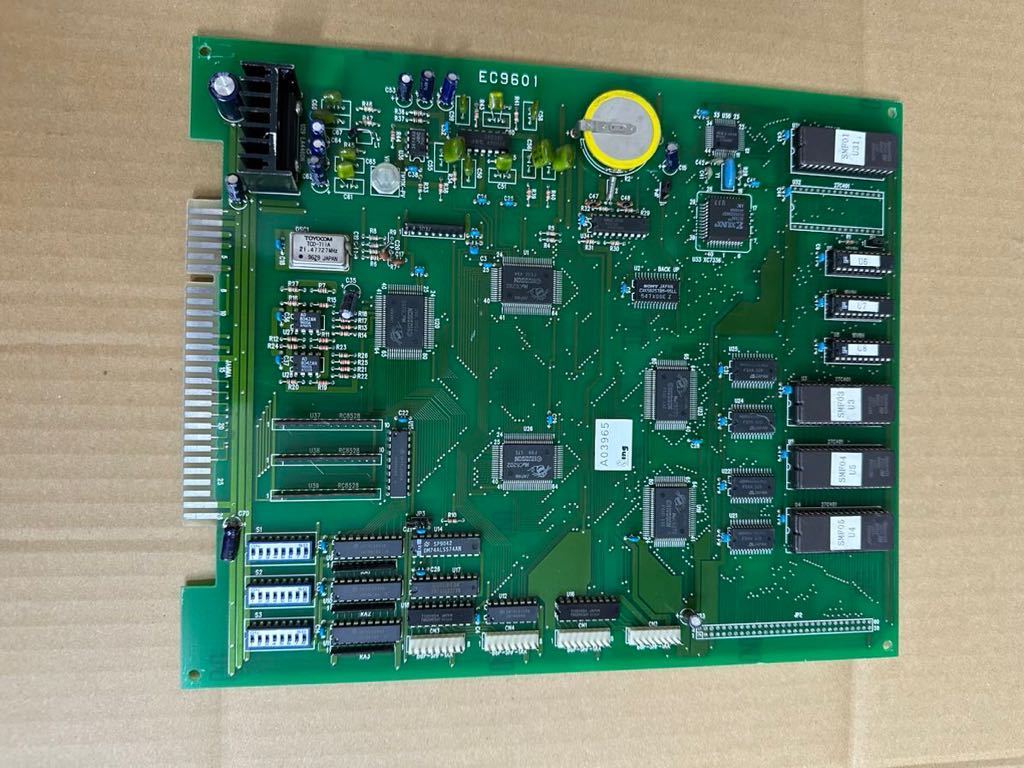 カプコンCPS2 ストリートファイターZERO2 ジャンク品アーケード基板