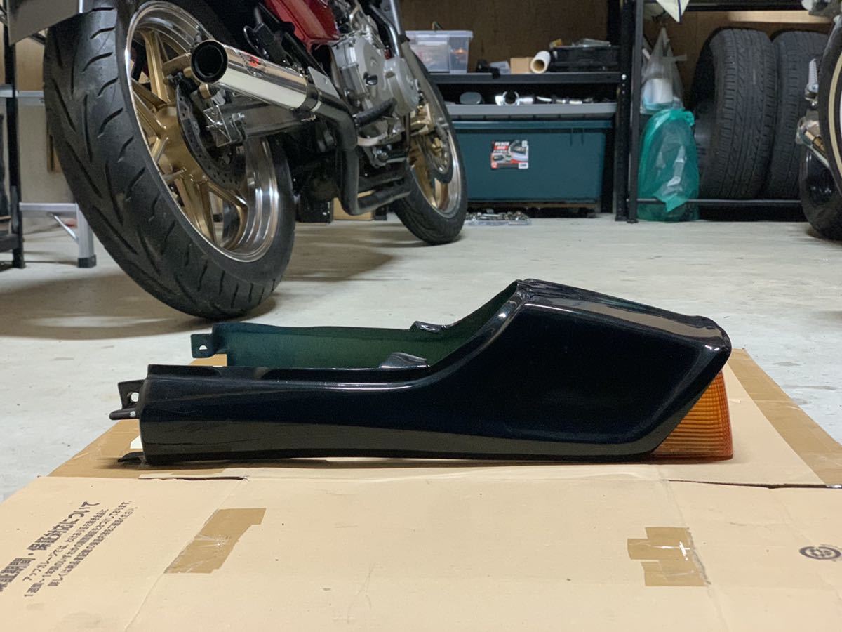 JADE 250 cbxテール サイドカバー ゼットファーザー製 JADE 250 cbxテール サイドカバー ゼットファーザー製 ジェイド ホンダ