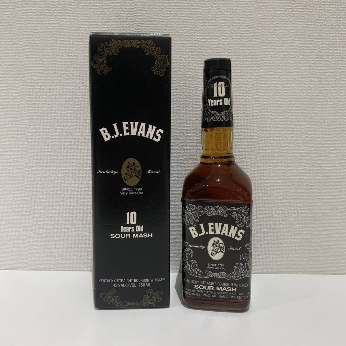 AMT-2213】未開栓 1円～ B.J.EVANS Very Rare Old 10年 SOUR MASH 