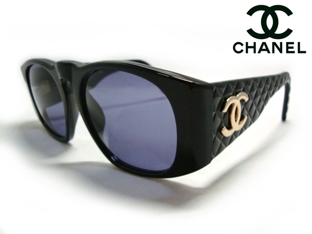 定価3.2万イタリア製CHANELサングラス ラインストーンCOCOマーク4092-B