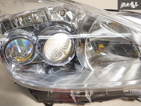 トヨタ ZVW40 プリウスa 前期 純正 LED ヘッドライト 右 KOITO 47-42