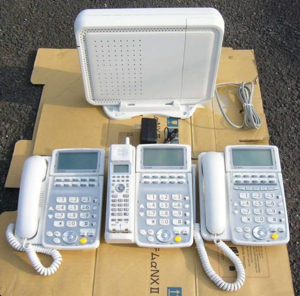 ☆NTT現用機ネットコミニティBX2　ひかり電話対応！！！中古美品