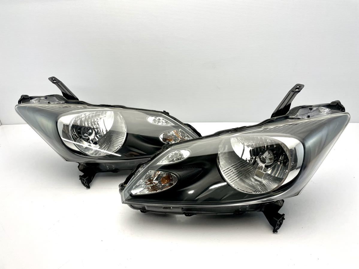 美品 ホンダ フリード FREED GB3 GB4 前期 ヘッドライト 左右 セット KOITO 100-22838 キセノン HID レべ付 打刻N0 (Z27)