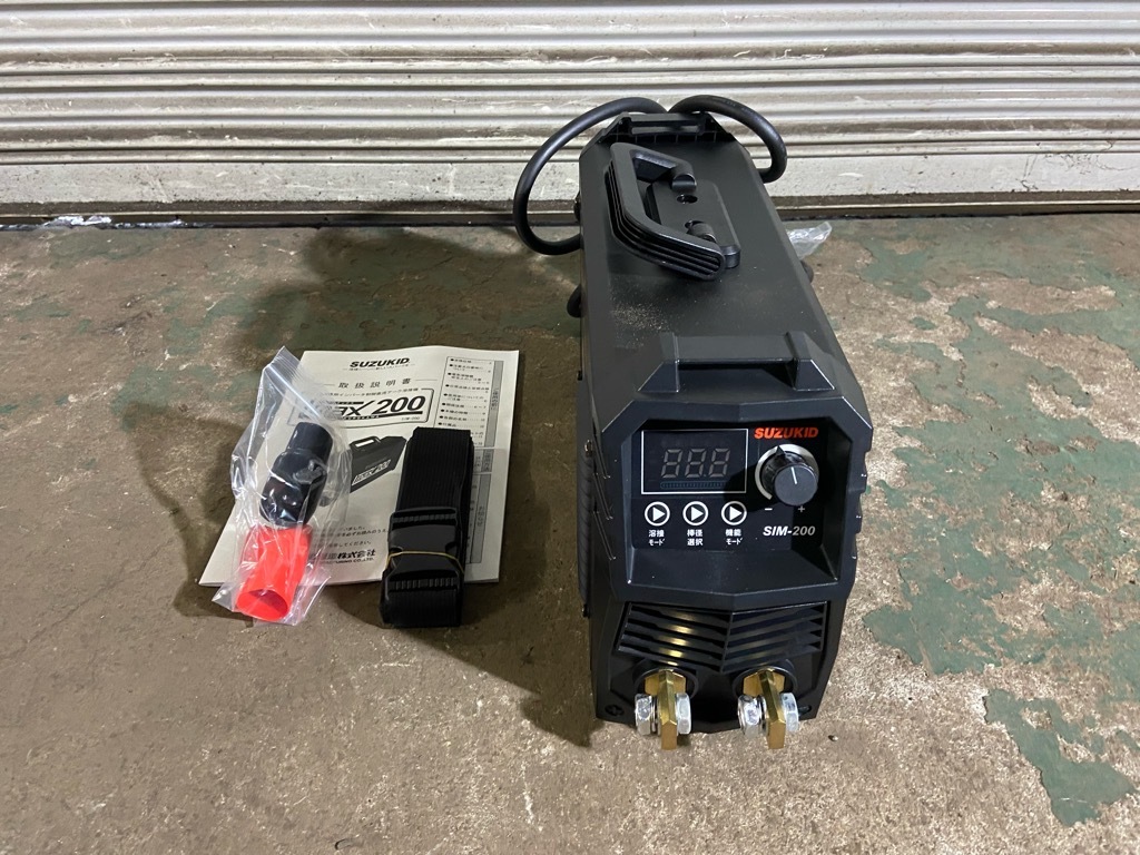 未使用品☆SUZUKID☆スズキッド☆直流デジタルインバータ溶接機☆アイ  