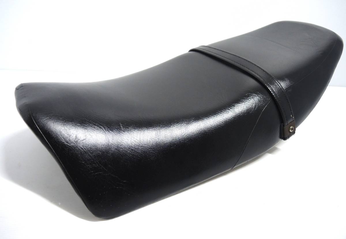 rz250r シート 張替え作業+色が選べる) RZ250R 3HM タックロール カスタム シート