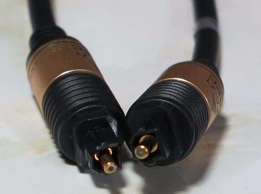 ☆【新品】SAEC サエク OPC-Z1 [光デジタルケーブル] ブランド