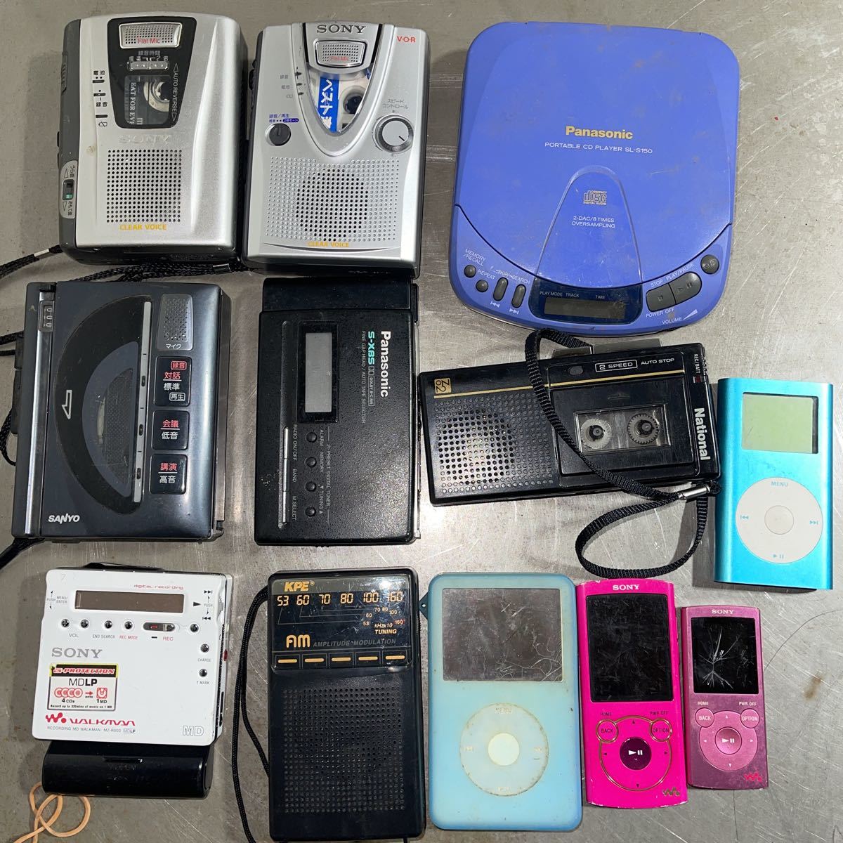 SONY などカセットレコーダー MDプレーヤー 12点　ジャンク