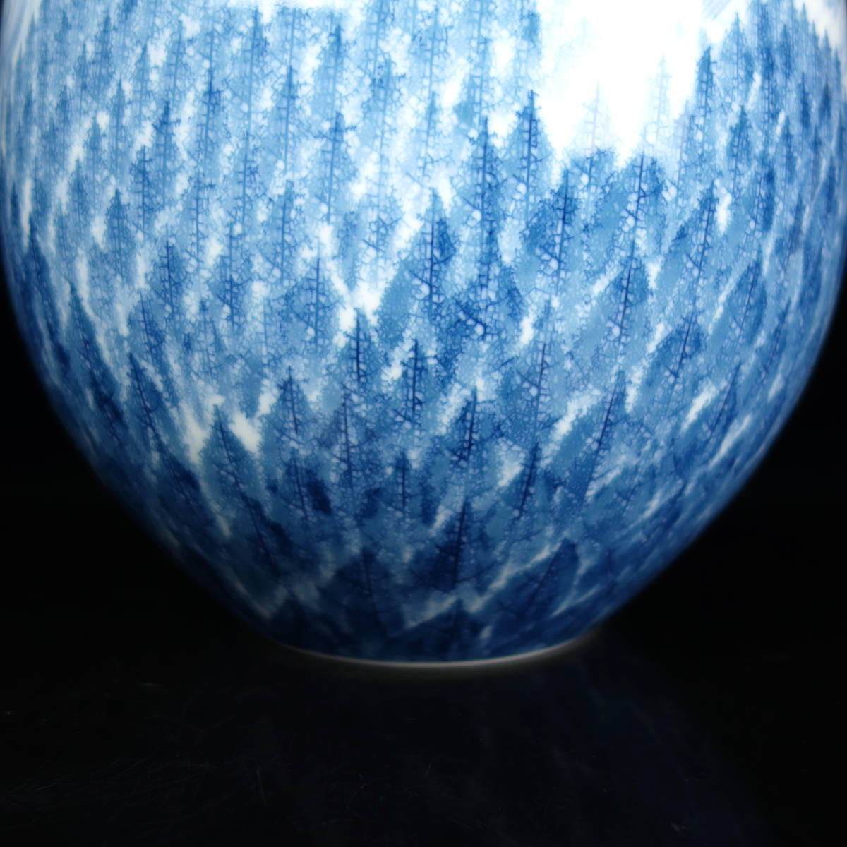 藤井朱明 壺 飾り壺 花器 日展人気作家 有田焼 大き早春 花瓶 - メルカリ