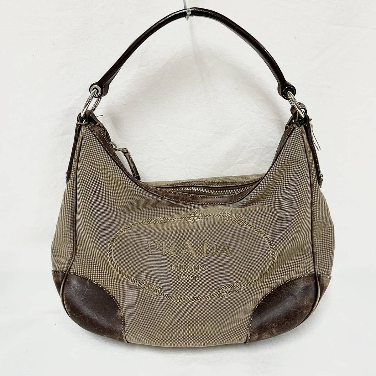 . PRADA プラダ　ワンショルダーバッグ　ブラウン　ロゴ　ジャガード　210