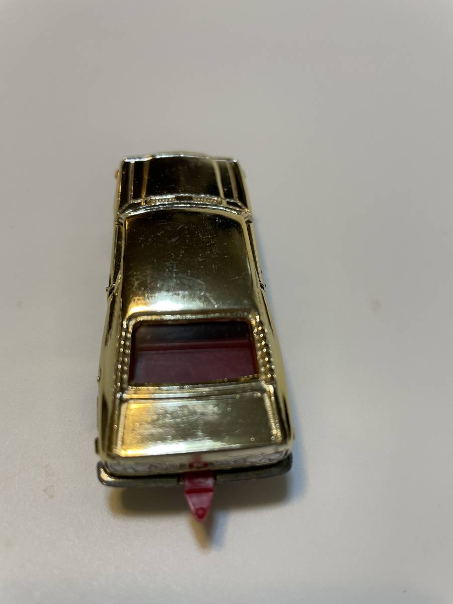 トミカ 懸賞トミカ NO80 マツダサバンナGT ゴールド 赤座席 1Fホイール