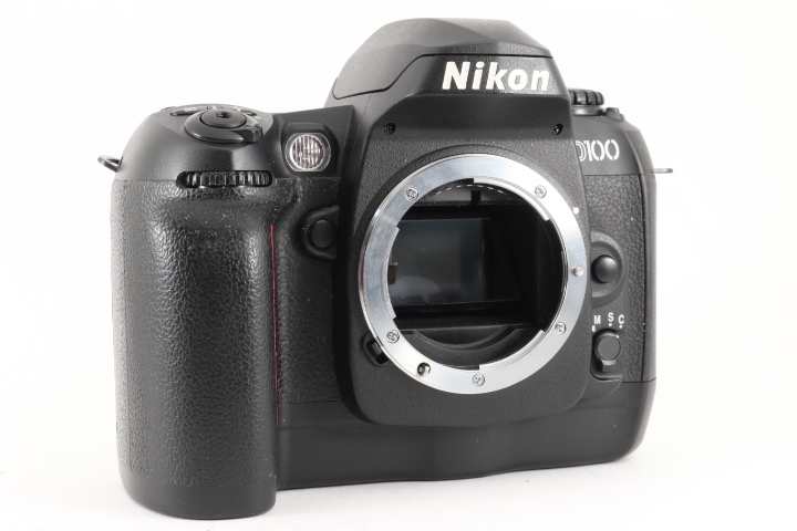 ☆極上品☆ NIKON D100 ボディ ☆シャッター、フラッシュOK☆ #D029