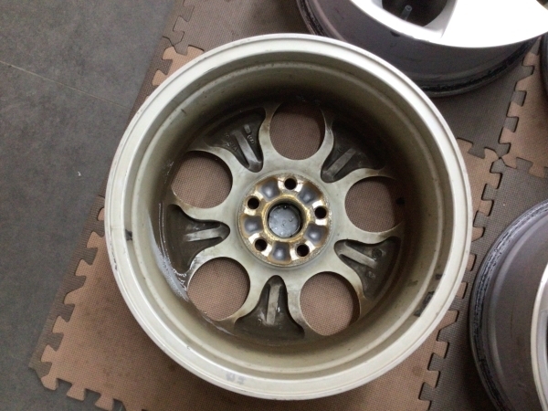 トヨタ純正アルファード取り外し品 17&times;7J+45 114.3/5Hヴェルファイアなど純正戻しや純正流用スペアとしてもオススメ(純正品)｜売買されたオークション情報、yahooの商品情報をアーカイブ公