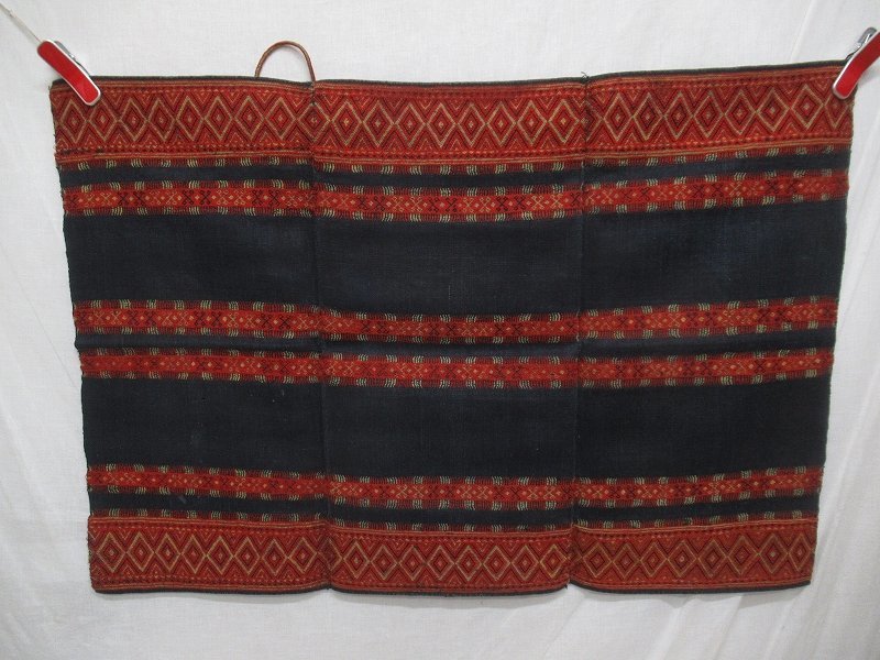 人気SALE，新品 M1127 刺繍 タペストリー 布 古布 エスニック 81&times;55cm(その他)｜売買されたオークション情報、yahooの商品情報をアーカイブ公開 - オークファン その他