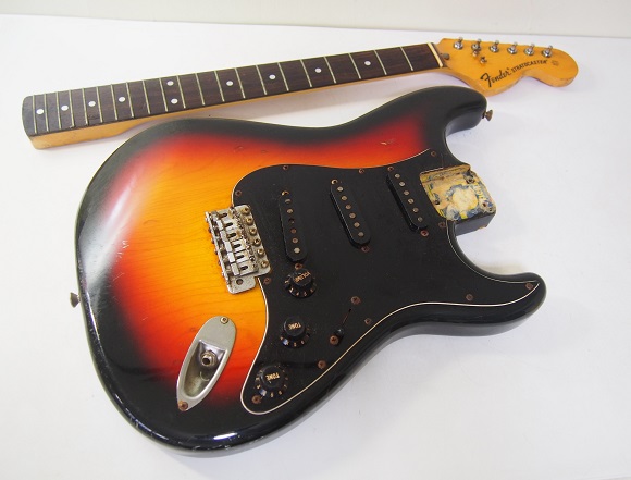 Fender Japan　ストラトキャスター　中古難有完全ジャンク品