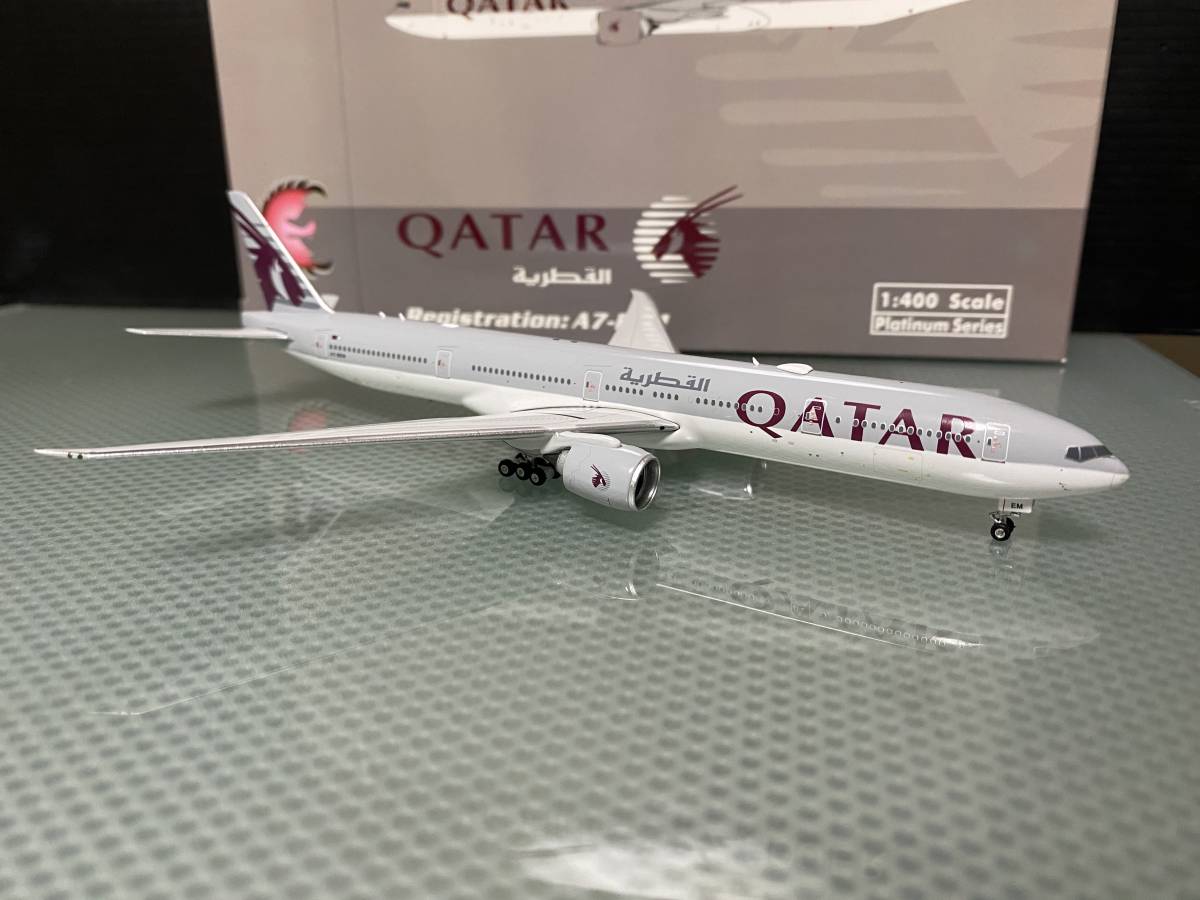 フェニックス 1/400 カタール航空 Qatar Airways 777-300ER A7-BEM