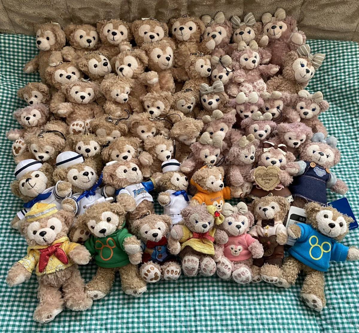 ☆ダッフィー &シェリーメイ ぬいぐるみバッジ☆大量まとめ売り