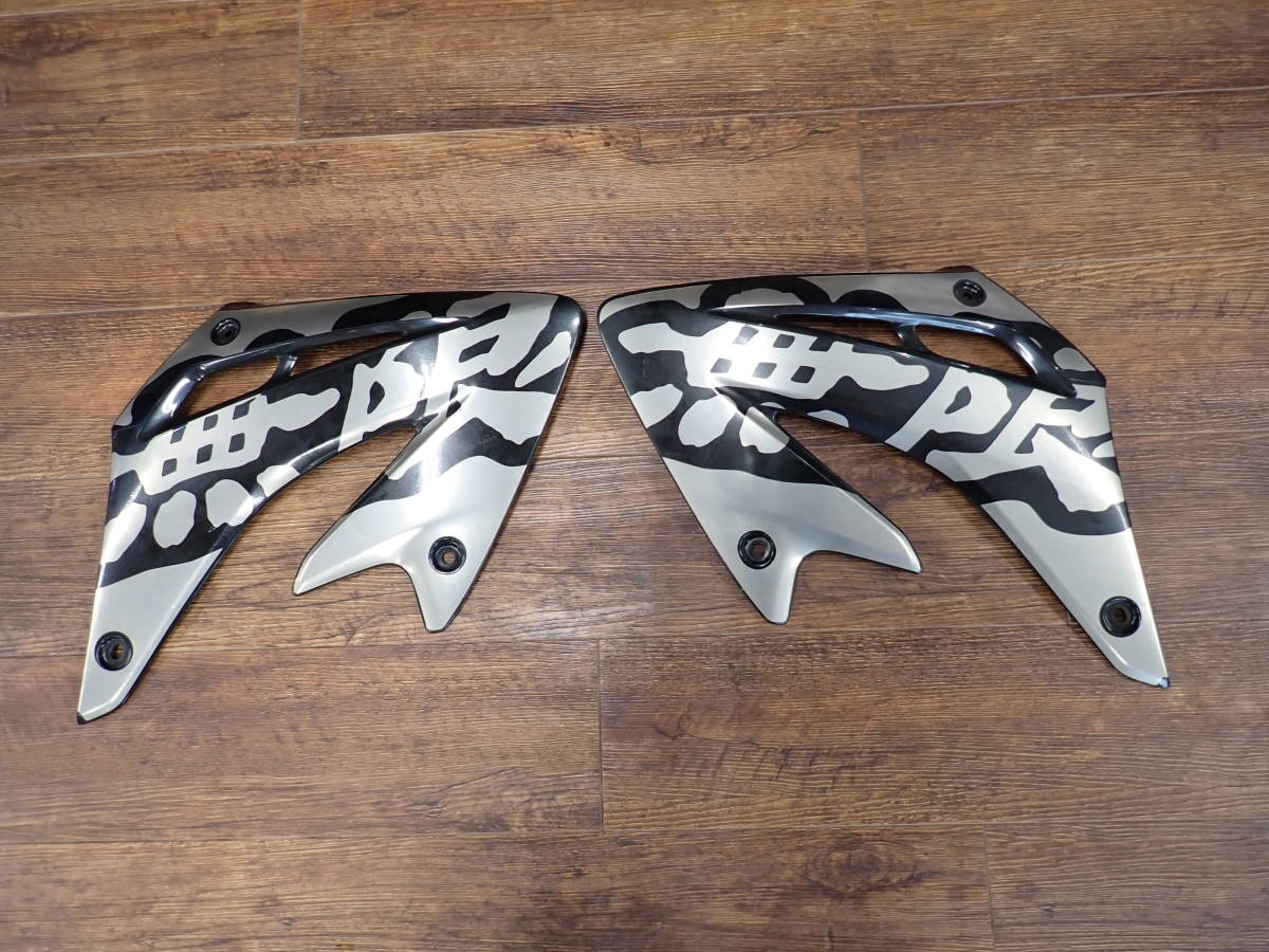 ホンダ　XR250 2005年　純正シェラウド　無限デカール