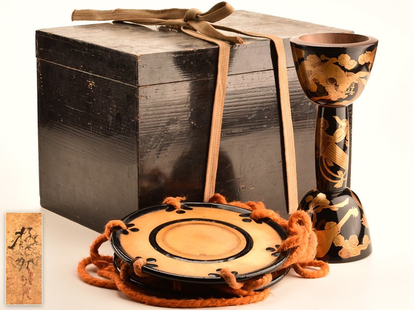 Yahoo!オークション - 皮付 流時代和楽器 箱付 DE717 昊 黒塗蒔絵鼓